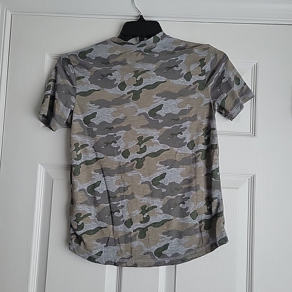Old Navy Boy's Camo Shirt - Picture 6 of 11